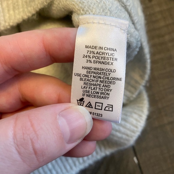 Cece cheers beaded sweater - Picture 8 of 8